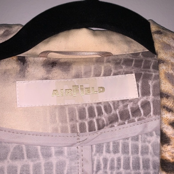 Airfield Womens’ Animal Print Blazer - Picture 4 of 8